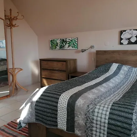 Ferienwohnung Bobita Haza Eplény Exterior foto